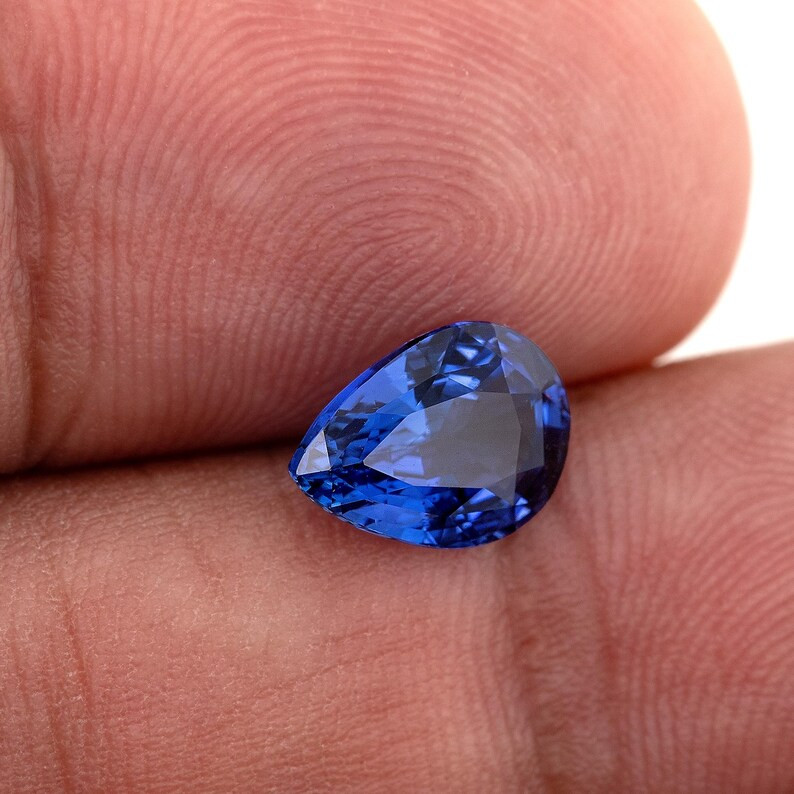 2.29 ct. Natural Blue Sapphire Pear Ceylon Sri Lanka Heated