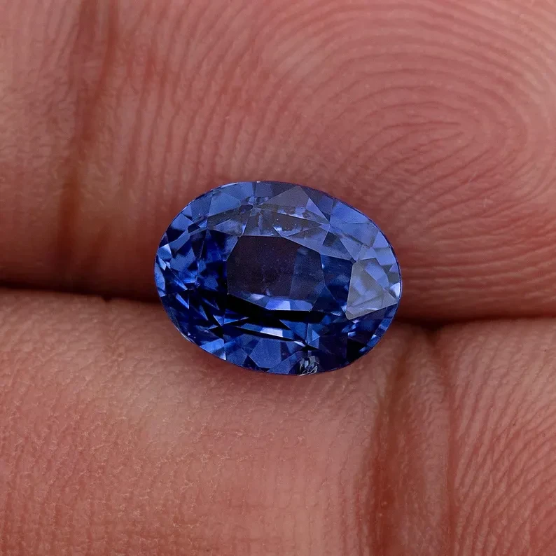 2.11 ct. Natural Blue Sapphire Oval Ceylon Sri Lanka Heated